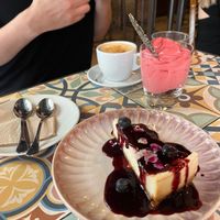 Cheesefake with blueberry jam (6,50€) and blackberry mousse with chocolate stones and a sesame cookie (6,50€). at VEGA - Luna in Madrid