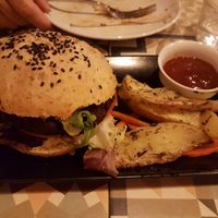 Hamburgesa at VEGA - Luna in Madrid
