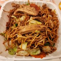 Gourmet chow mein (chicken) at Teapot Vegetarian House in Redmond
