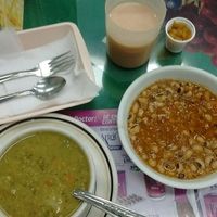 First course, soup and beans April 2017 at Cocina Vegetariana in Bogota