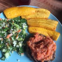 Almuerzo del día. Viene acompañado de bebida y sopa.  at Nativa in Bogota