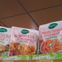 Shelf stable vegan food at Naturalia in Malakoff