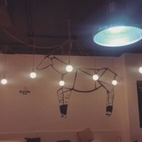 Contemporary interior at Cafe-Obrador Okapi in Bilbao