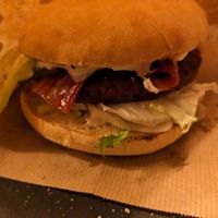 Bacon Burger at Swing Kitchen - Schottenfeldgasse in Vienna