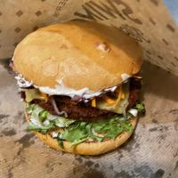 Cheeseburger   at Swing Kitchen - Schottenfeldgasse in Vienna