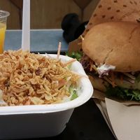 Cheeseburger & Cole Slaw at Swing Kitchen - Schottenfeldgasse in Vienna