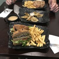 Seaweed club , falafels , veggie dumplings and white beans soup at Field of Greens in Houston