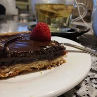 Raspberry and halzenut cake at Bar Pasticceria Rovida in Milan