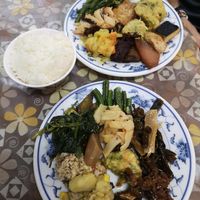 Around 100$ for one plate with rice at Rén Hé SùShí 人和素食 in Hengchun