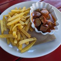 Currywurst (Seitan) mit Pommes at Sol in Konstanz