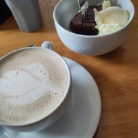Cappuccino, Brownie, Vanillaeis at Sol in Konstanz