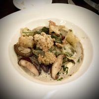 What a flavour powerhouse this was! Shiitake tortellini | porcini–truffle sauce
sauteed mushrooms | ‘pangrattato’ toasted breadcrumbs at Matteo's in Fitzroy North