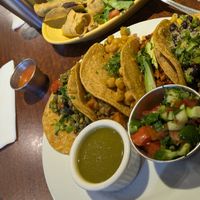 Taco platter at Un Solo Sol in Los Angeles