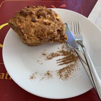 Vegan apple muffin  at Goji - Uma Atitude Saudavel in Lisbon