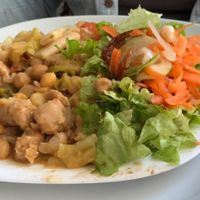 Rancho vegano e sumo de romã at Goji - Uma Atitude Saudavel in Lisbon