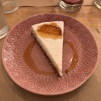 Tarta de limón y coco  at Punto Vegano in Madrid