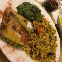 Plato combinado at Punto Vegano in Madrid
