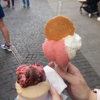 Lemon and strawberry sorbet  at Vanilla Gelati Italiani in Milan