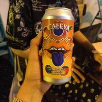 Berry beer at Lata de Zinc in Oviedo