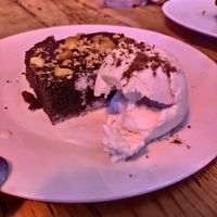 Brownie! at Lata de Zinc in Oviedo