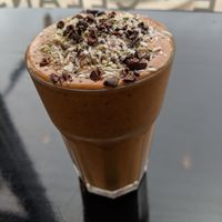 goji cacao smoothie at Thrive Juice Co in Saskatoon