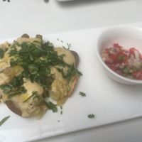 Potato appetizer with cashew/peanut cheese and pico de gallo at Shakti en Chile in Santiago