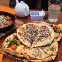 Pizza  at Shakti en Chile in Santiago