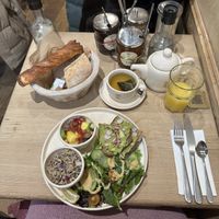 Merveilleux brunch végétalien! Wonderful Vegan Brunch!   at Le Pain Quotidien - Charonne in Paris