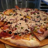 vegan veggie pizza at Whole Foods Market in Palm Desert