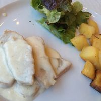 Seitan steak with lemon sauce at Casa Scaparone in Alba