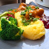 Vegan Köttbullar at Lokal Vegan Bistro in Warsaw