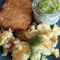 🍽️🥔 Fried cutlet with potatoes at Lokal Vegan Bistro in Warsaw