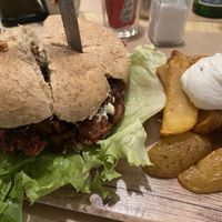 Queen burger - so good!   at VIVA in Madrid