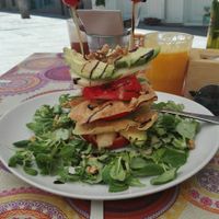 One of the main salads from the menu at VIVA in Madrid