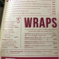 Starters and wraps at VIVA in Madrid