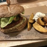 Queen burger 🥺🥺🥺 at VIVA in Madrid