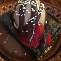 Brownie con helado de caramelo  at La Colmena in San Andres Cholula