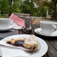 Linzer Schnitte at Schweizer Milchhauschen in Bad Nauheim