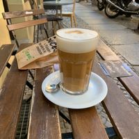 Vegan Latte Macchiato 😋  at Velicious in Berlin