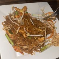 Pad Thai with shrimp   at H.O.P.E. in Studio City