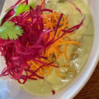 CURRY DUMPLING.
6 dumplings, carrots, beets, salsa, cilantro in green curry 🍛   at H.O.P.E. in Studio City