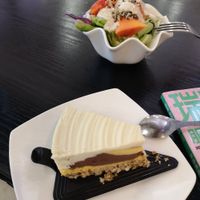 Cheesecake and side salad at Pure Sue in Guangzhou