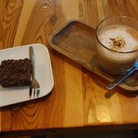 Brownie and chai latte   at Bindicafe in Amersfoort