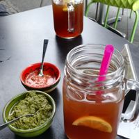 Ice tea and dips at Nanoosh in Berlin