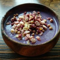 Sweet potato smoothie bowl at nomVnom Bistro - Clarke Quay in Central Singapore