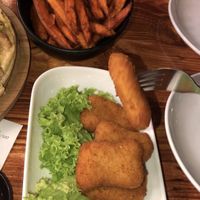 nom nom nuggets 👍🏻 and sweet potato fries  at nomVnom Bistro - Clarke Quay in Central Singapore