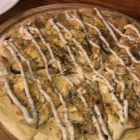 monkey king truffle pizza 👍🏻👍🏻 at nomVnom Bistro - Clarke Quay in Central Singapore
