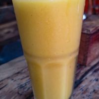 Mango-Lemon Shake at La Carotte Qui Rit in Koh Tao