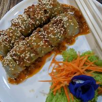 Spring rolls at La Carotte Qui Rit in Koh Tao