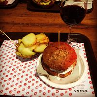 burger and potatoes  at Veg & Veg in Florence